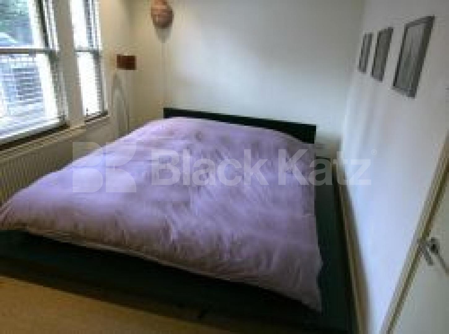 			1 Bedroom, 1 bath, 1 reception Flat			 St Lukes Road, Notting Hill